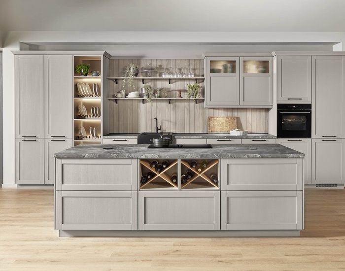 02_26_31882_25_Frame_619_M