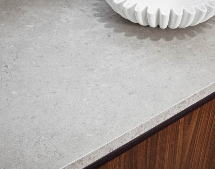 01_05_31824_25_Frame_613_D