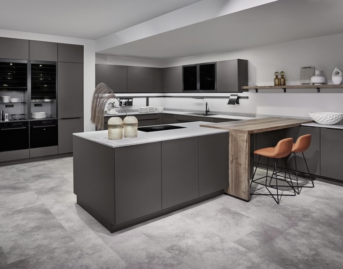 01_08_31834_25_Look_605_M