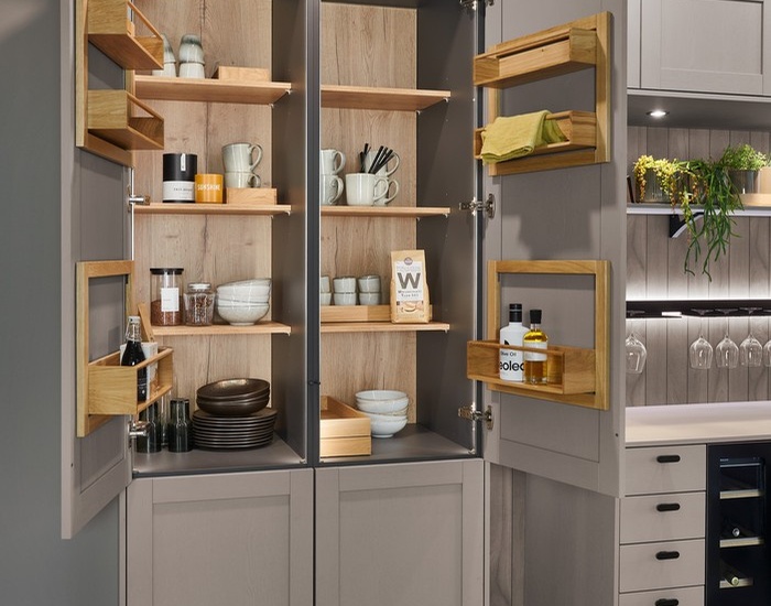 01_14_31819_25_Frame_619_M