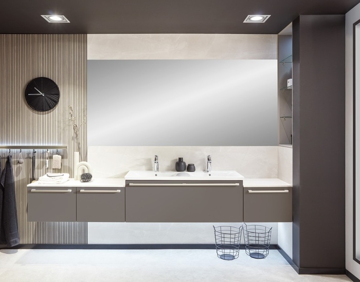 04_B03_31713_25_Easytouch_970_M