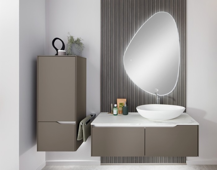 04_B13_31685_25_Easytouch_970_M