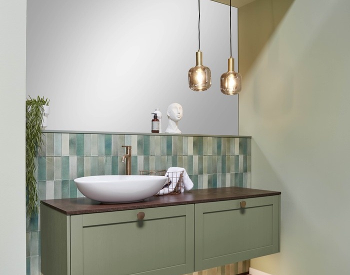 04_B37_31751_25_Frame_617_M