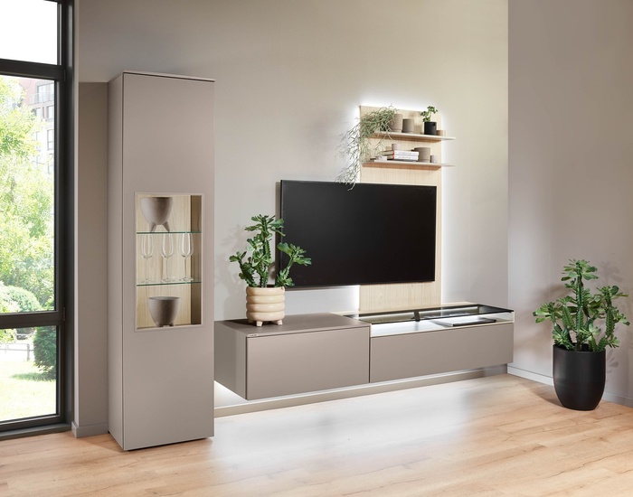 04_W20_31913_25_Senso_483_M