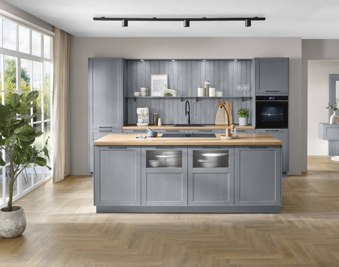 31160_25_Frame_614_M