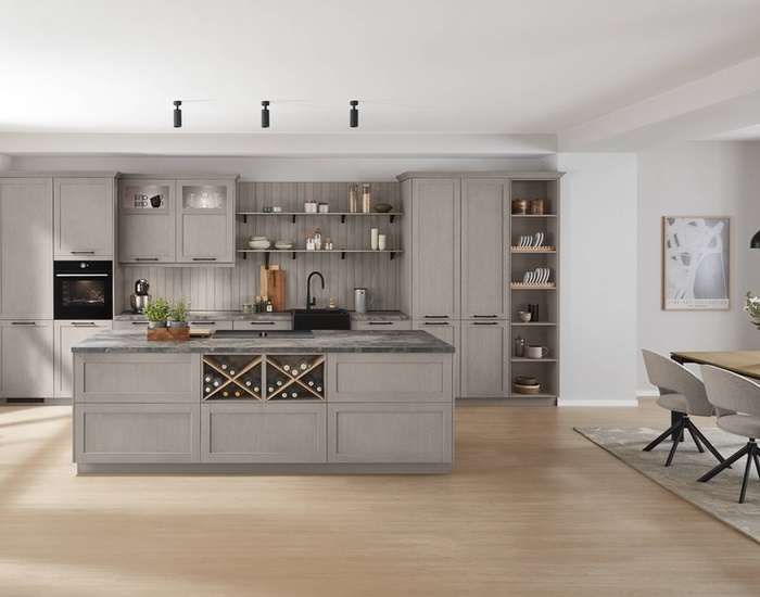 31289_25_Frame_619_M