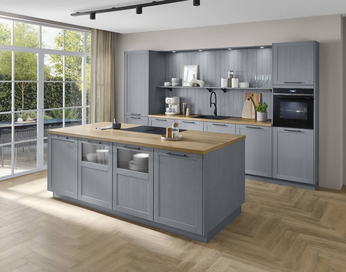 31161_25_Frame_614_M