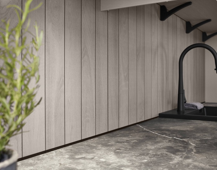 31310_25_Frame_619_D