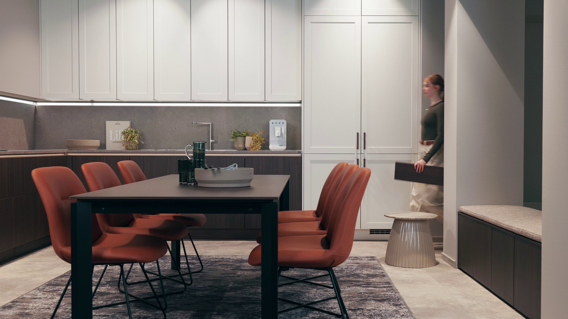 01_05_Hausmesse_2025_Cover_Nussbaum.mp4