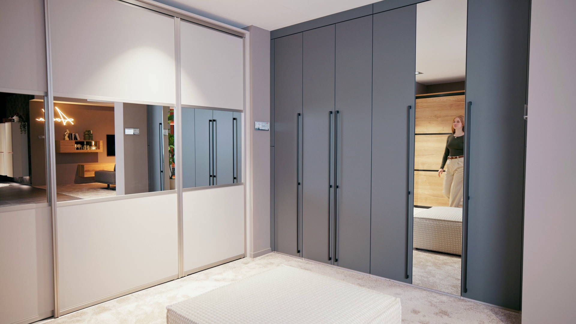 04_A06_Hausmesse_2025_Kleiderschraenke.mp4